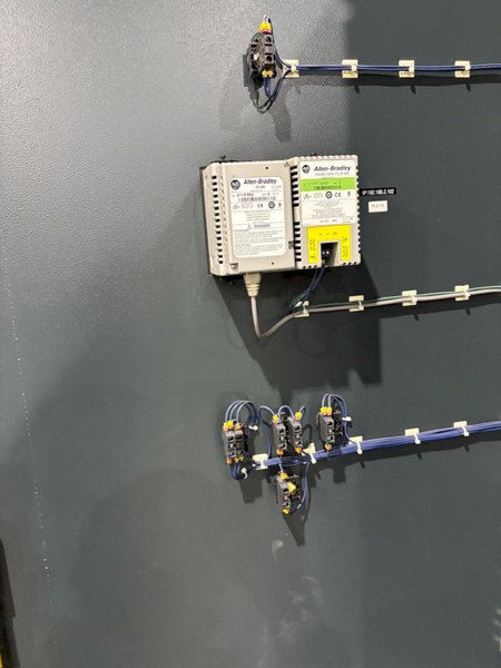 M.J MAILLIS WULFTEC MODEL #WCRT-200 LARGE CAPACITY SHRINK WRAP MACHINE: YOBRO #25092