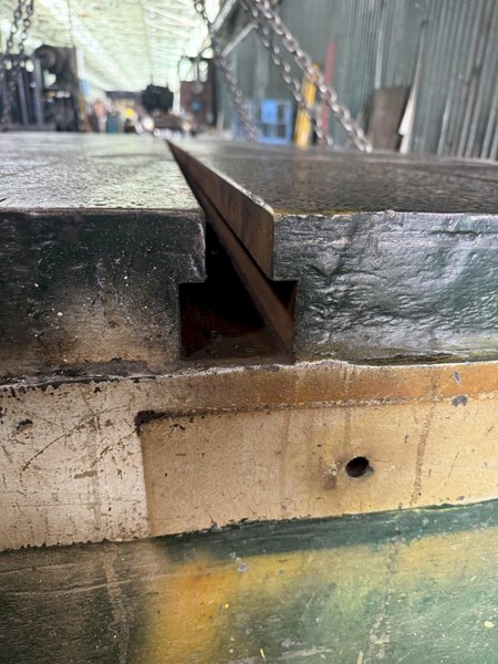 20' X 94"  CAST IRON T SLOTTED FLOOR PLATE : STOCK #81114