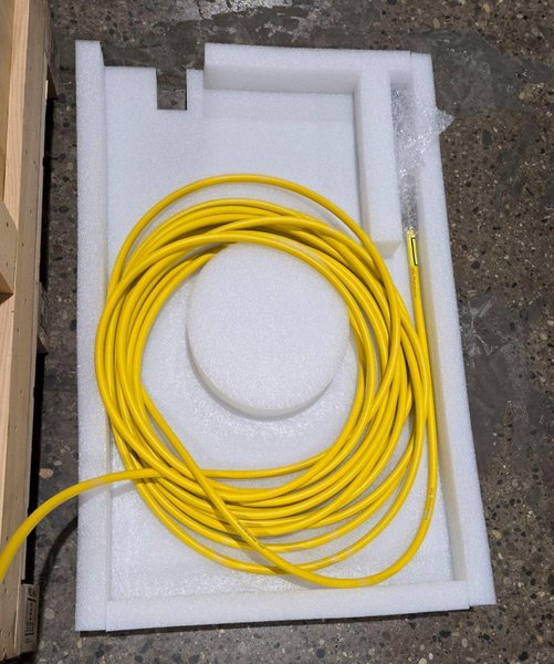 IPG YLR-1000-MM-WC FIBER LASER NEW