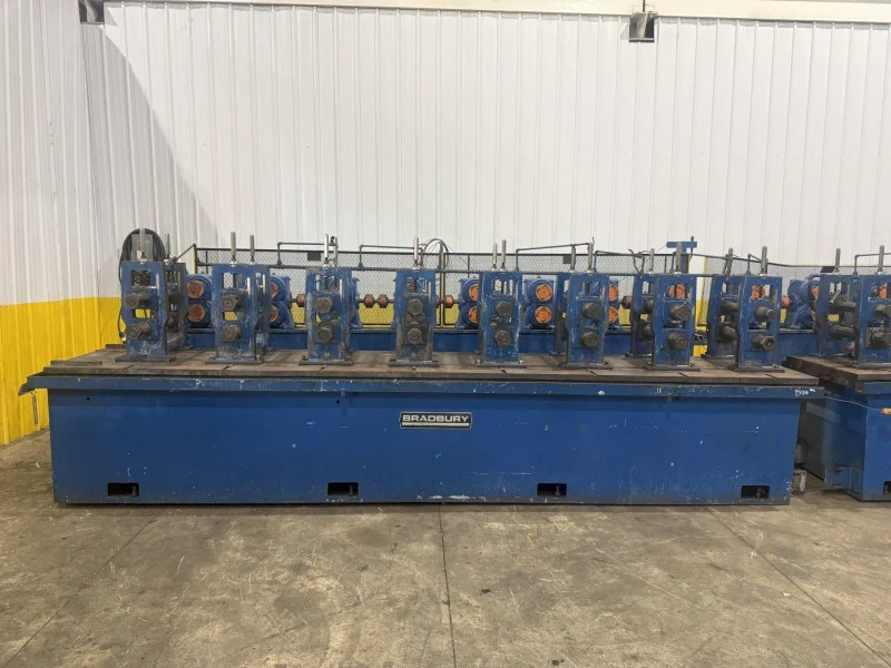 16 STAND x 3" X 18" ROLL SPACE BRADBURY MODEL #430 U-JOINT DRIVE ROLLFORMER STOCK# 4404