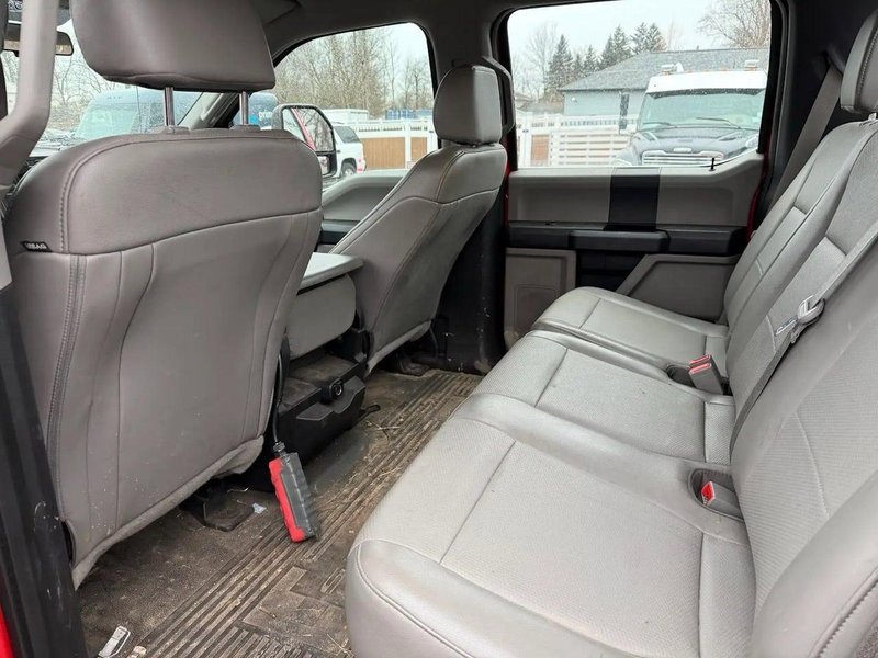 Ford F550 Flatbed Truck, 2019 – w/ Switch-N-Go Hoist