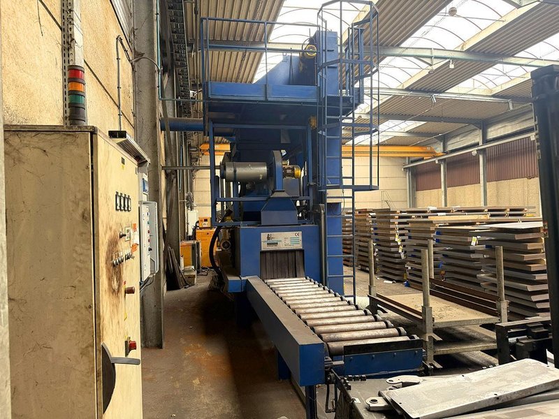Straaltechniek - RA 600/4 shotblasting