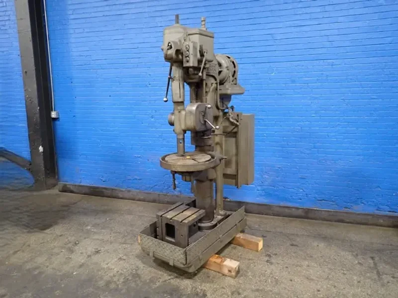 CINCINNATI BICKFORD DRILL PRESS  -  M 628