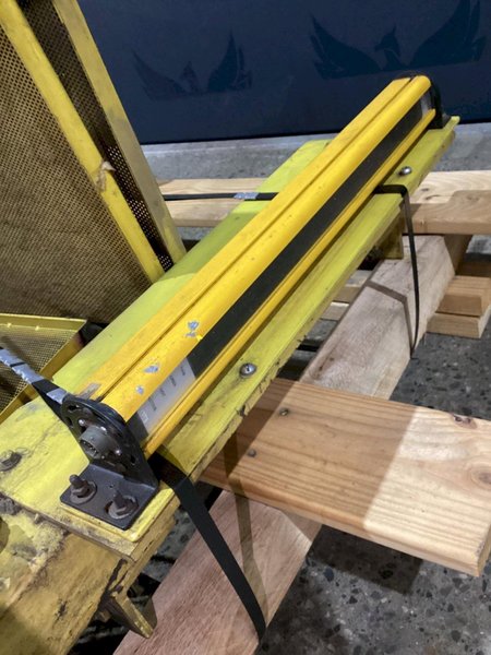 MERLIN MTC-3000 Control &amp; (2) CT118-TX 22″ Safety Curtains Used