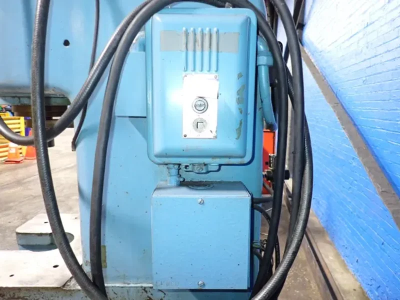 THE DENISON ENGINEERING CO 4 TONS HYDRAULIC PRESS  -  DF4C04C28A59D38C35S01