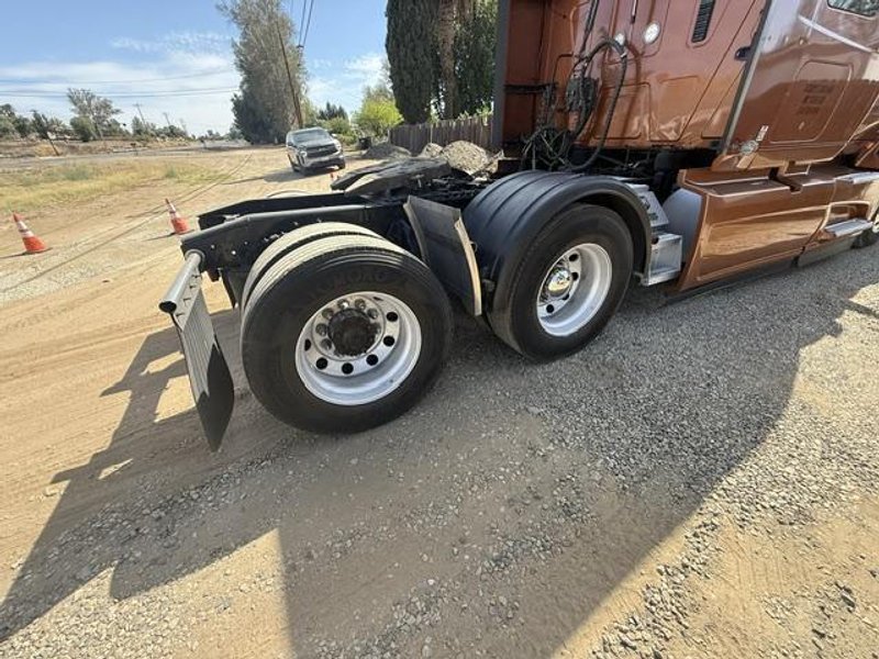 International LT625 Sleeper Truck, 2018 – Cummins X15 Diesel, Automatic Transmission, Tandem Axle &amp; Air Ride