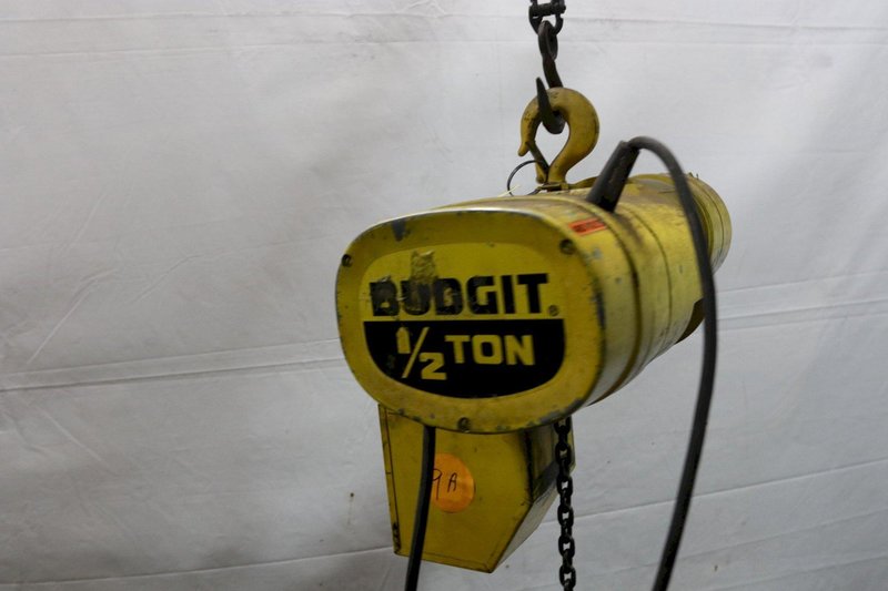 1/2 TON BUDGIT POWER CHAIN HOIST : STOCK #11991