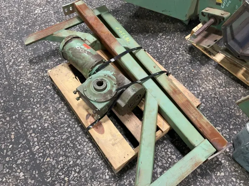 DISA-GOFF 22” DIAMETER, 4 CHAMBERS BLAST MACHINE   -  72MT