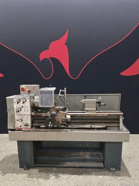 COLCHESTER CLASUING 600 GAP LATHE 260V USED
