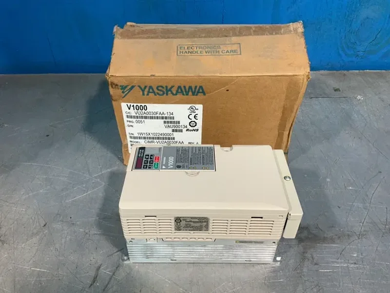 Yaskawa Ac Drive / Variable Frequency Drive  -  Cimr-vu2a0030faa
