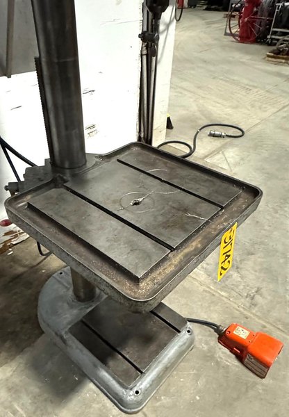 20" Powermatic Single Spindle Drill 1200, V-Speed, 3 M.T., 22" x 19" Tbl., 1 HP