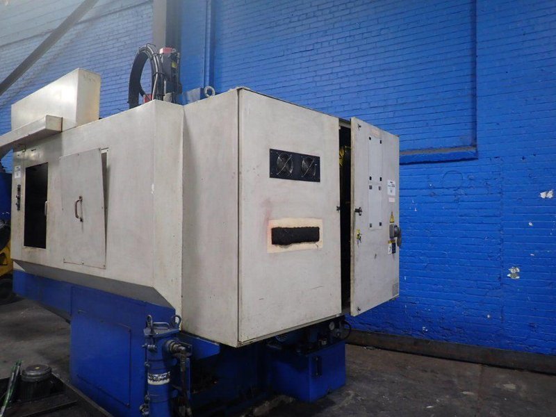 DAEWOO 26" X 20" TABLE CNC VMC  -  ACE-V35 OMC