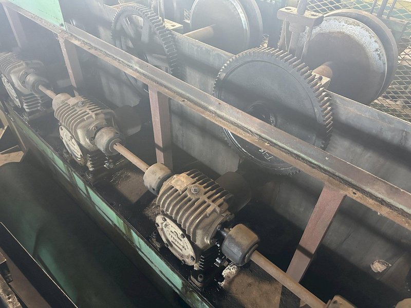 20 STAND x 2.5&quot; x 30&quot; PEARSON ROLLFORMER, TOOLED FOR RAKE &amp; GUTTER: STOCK 16970