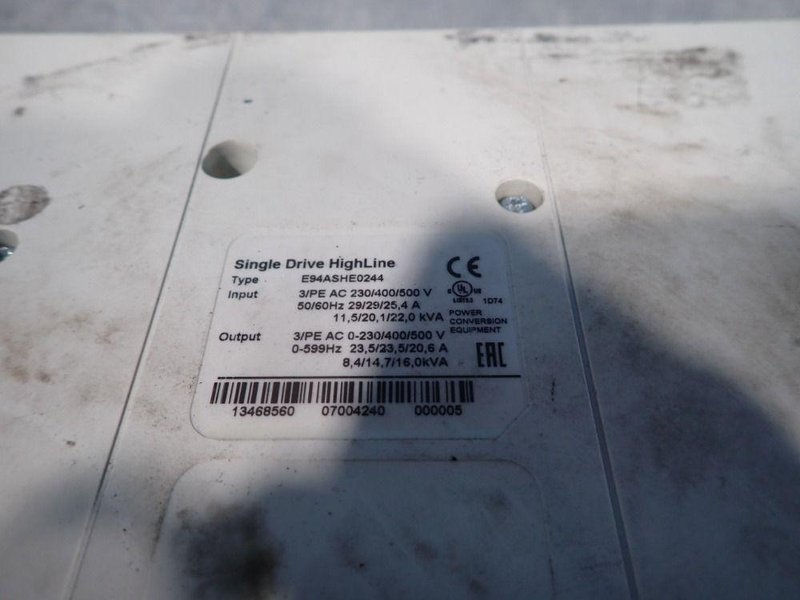 LENZE SERVO DRIVE   -  E94ASHE0244