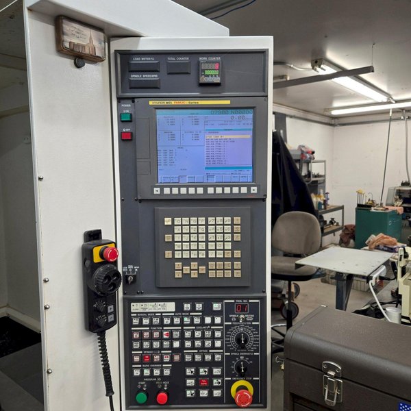 Hyundai Wia F500VM VMC, 2013 – Probing, Chip Conveyor