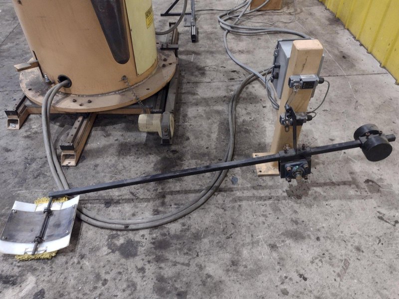 4,000 LBS X 18&quot; CWP MODEL #3RDM-18 DOUBLE END MOTORIZED COIL REEL UNCOILER: YOBRO #23973