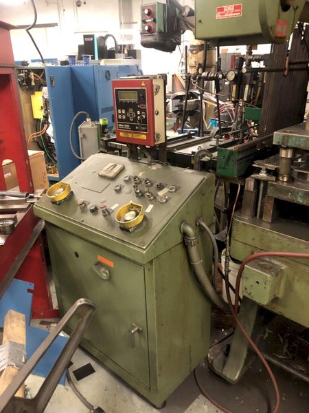 100 TON L&amp;J OBI PRESS. STOCK # 1799316