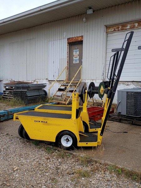 1 - PREOWNED 2016 PACK MULE SC-775-6CA Maintenance Cart - Versatile Transport Solution