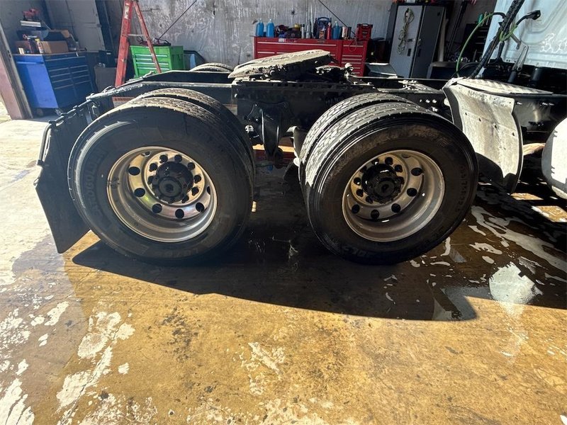 2023 Freightliner Cascadia 3AKJHHDR2PSNC6295