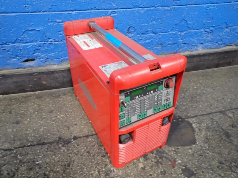 FRONIUS 400 AMPS WELDING POWER SOURCE  -  TRANSPULS SYNERGIC 4000 MV