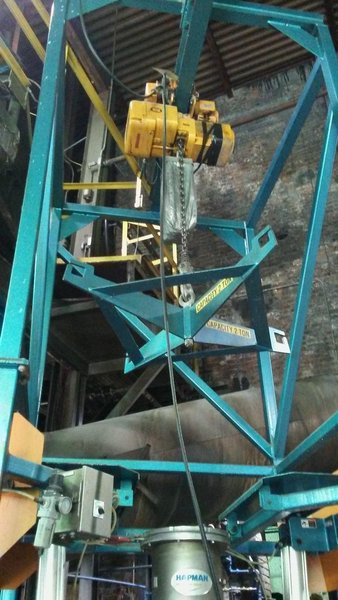 Hapman 2 Ton Bulk Bag Unloader and MiniVacTM Pneumatic Conveyor, 2011
