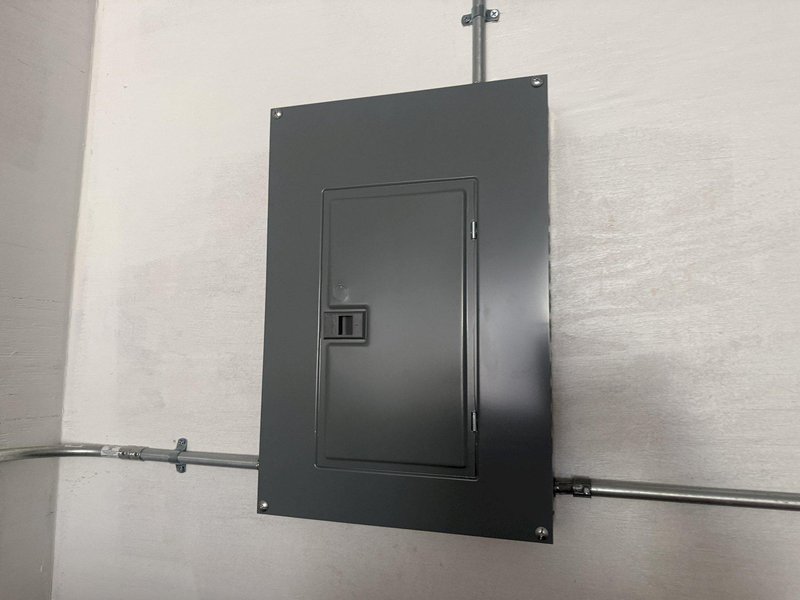 40' KAWASAKI SHIPPING CONTAINER, WITH POWER &amp; INSULTED WITH HEAT: YOBRO #25220