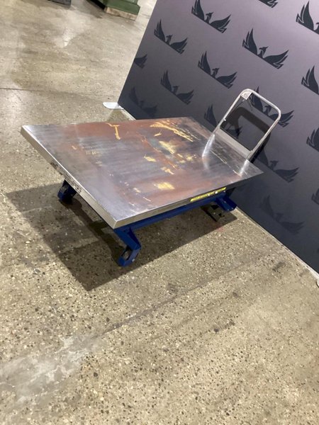 VESTIL CART-1000-LD LIFTING TABLE USED