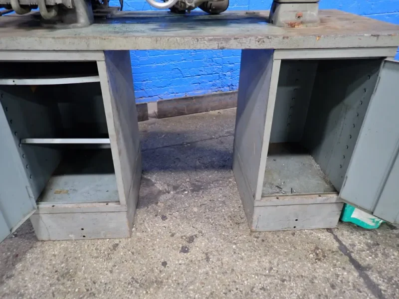 SOUTH BEND 9" X 32" LATHE  -  C1 744 Z 18