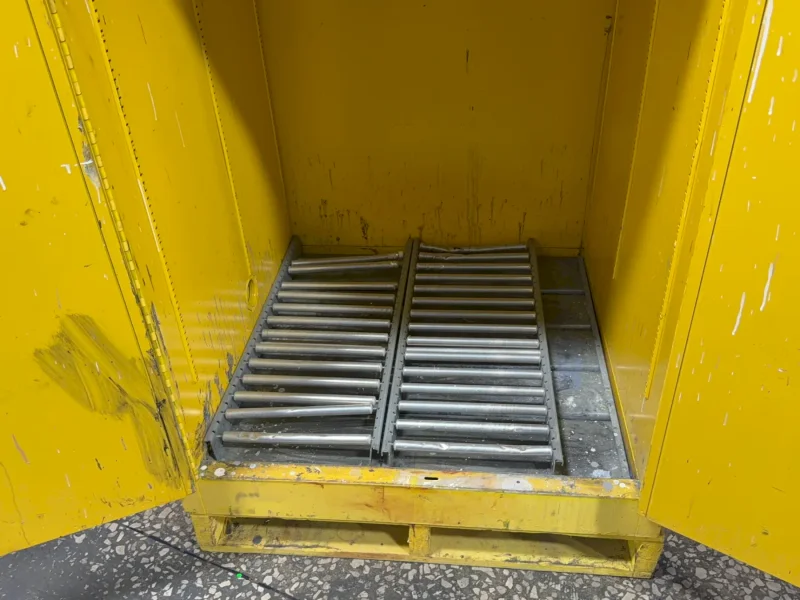 34" X 35" X 65" FLAMMABLE CABINET