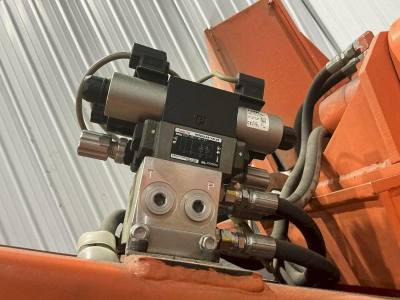 8,000 LB X 36" CWP MODEL #4.5RD-36 DOUBLE END PULL OFF COIL REEL UNCOILER : YOBRO #25028