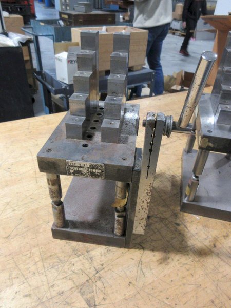 Precision Depth Mic 1" - 5" Setting Standards (2) - Auction Item