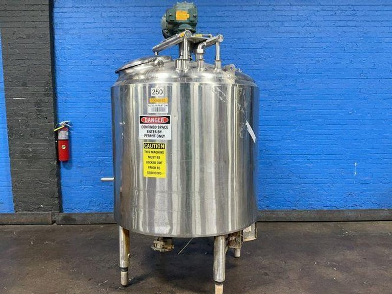 CHERRY-BURRELL CORP. APPROX. 374 GAL / 50” DIAMETER, 44” H STAINLESS STEEL PROCESSING TANK  -  3091