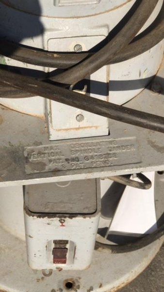 Max Oscillating Spindle Sander, Tilting Table, 1HP Motor