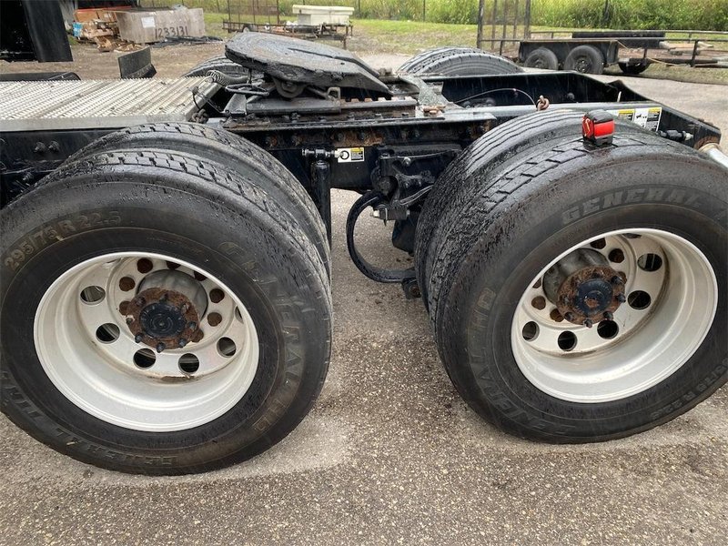 2019 Peterbilt 579 1XPBD49X7KD610640