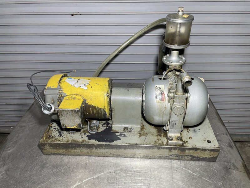 GAST Rotary Vane Vacuum Pump and Compressor