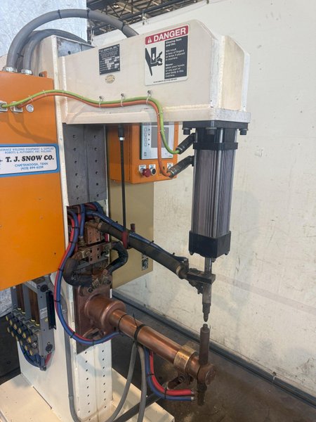 170 KVA T.J. SNOW SPOT WELDER. STOCK #0547626