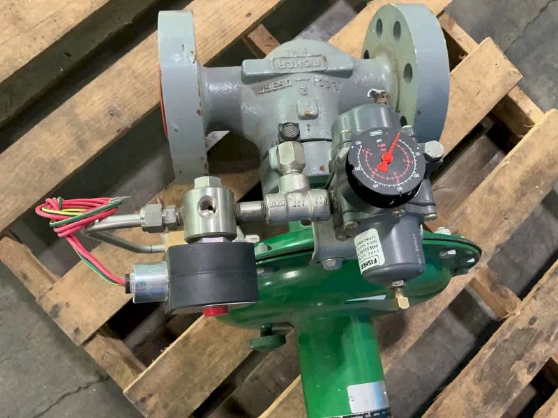 FISHER D4 CL1500 CONTROL VALVE   -  D4 (SPRING-TO-CLOSE)