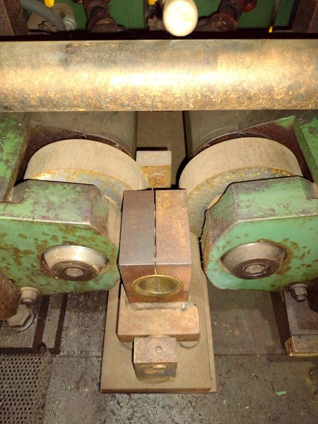 1980 KBC LIAN FENG MODEL #LF-40 2 DIE THREAD ROLLER IN-FEED &amp; THRU-FEED: STOCK #19141