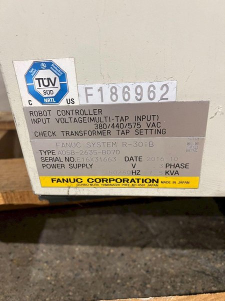 FANUC ROBOTICS R-200IC/210F ROBOT W/ R30IB CONTROLLER NO PENDANT USED