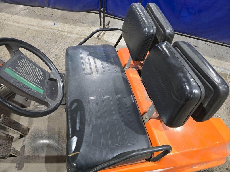 CLUB CAR CARRYALL GOLF CART USED HAS DAMAGE NEEDS BATTERIES