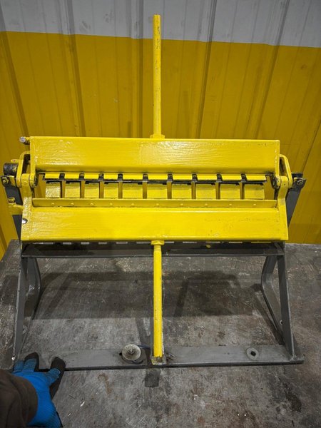 18" LONG MANUAL CLEAT BENDER: YOBRO #24394