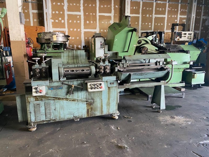 3/8" Shuster Model 2ABV Wire Straightener and Cutoff Machine