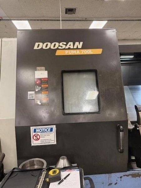 2006 DOOSAN Puma 700L CNC Lathe - 60HP, 1500 RPM, 24" Chuck