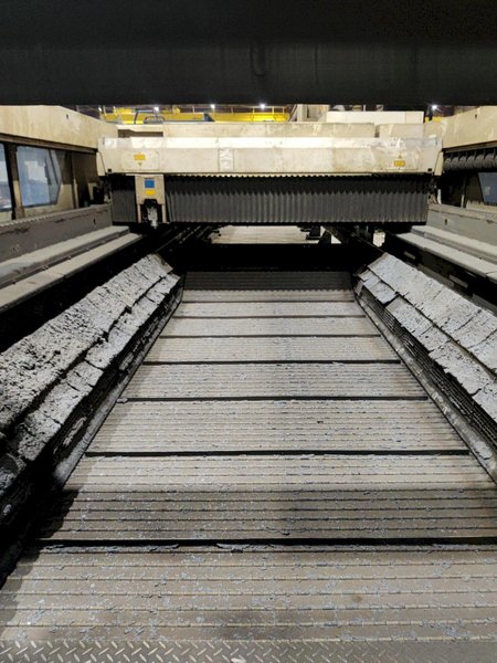 6,000 WATT TRUMPF TRULASER 8000 WITH TRUFLOW 6KW RESONATOR. STOCK # 0690524