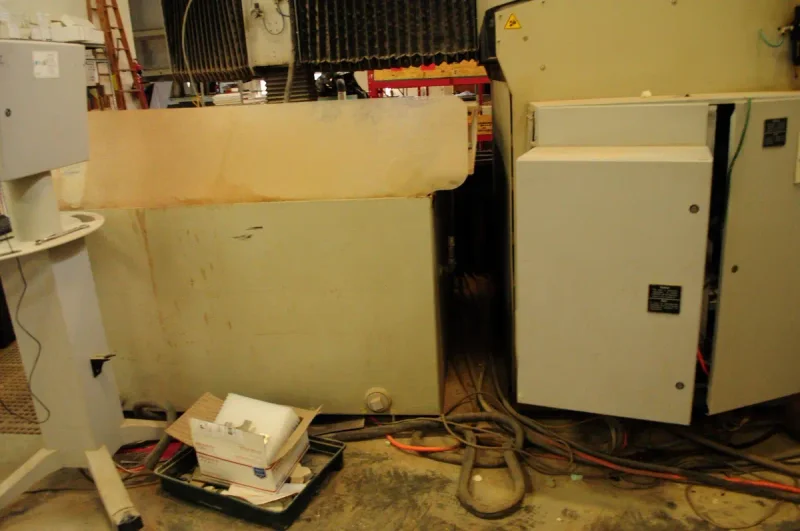 2006 FLOW IFB 4400 | Waterjet Cutters