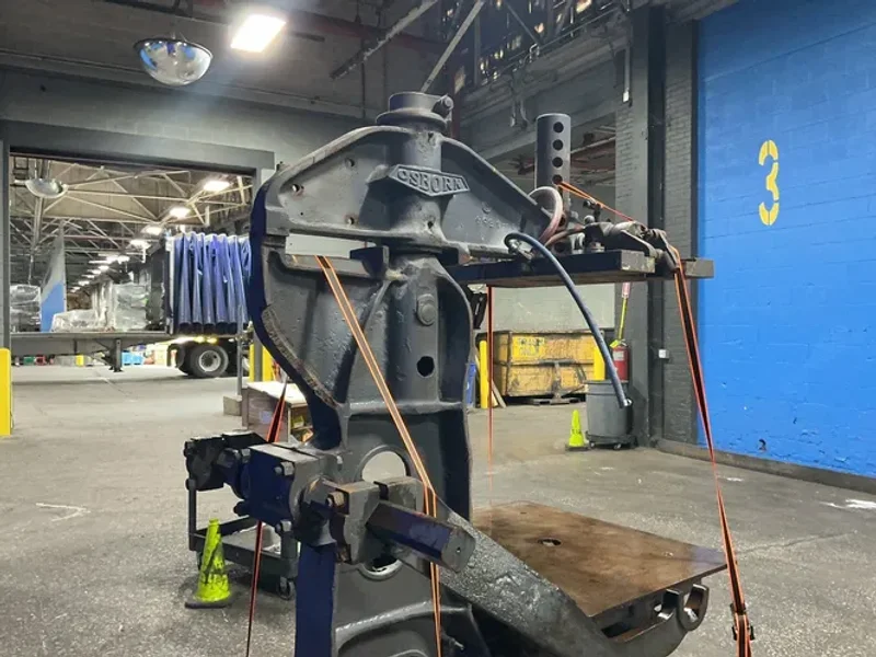 OSBORN 28” X 34” ROTOLIFT MOLDING MACHINE  -  3161-8