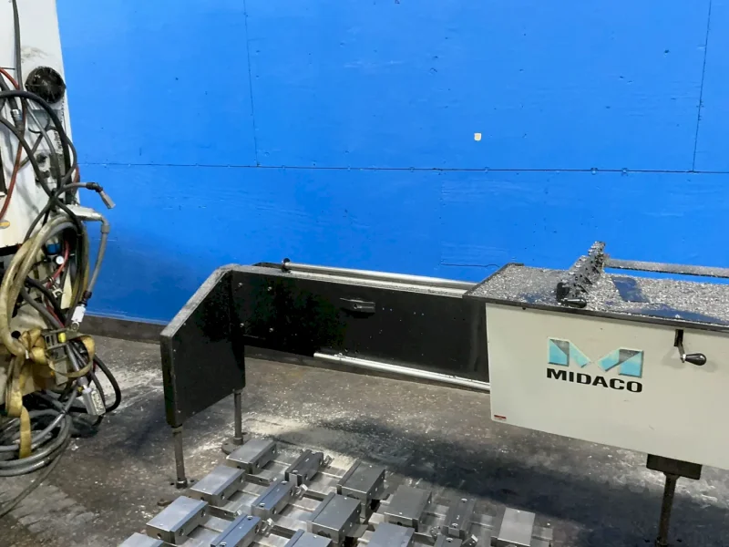 MORI SEIKI CO CNC VMC  -  NV5000 1B/40