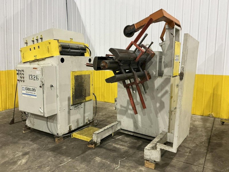 8,000 LBS X 24" X .125" DALLAS UNCOILER COIL REEL, MOTORIZED STRAIGHTENER - FEED LINE: YOBRO #24808