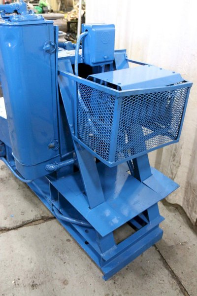 2' X 2'X 1/4' BUFFALO #1/2 HORIZONTAL ANGLE ROLLS: STOCK #70271