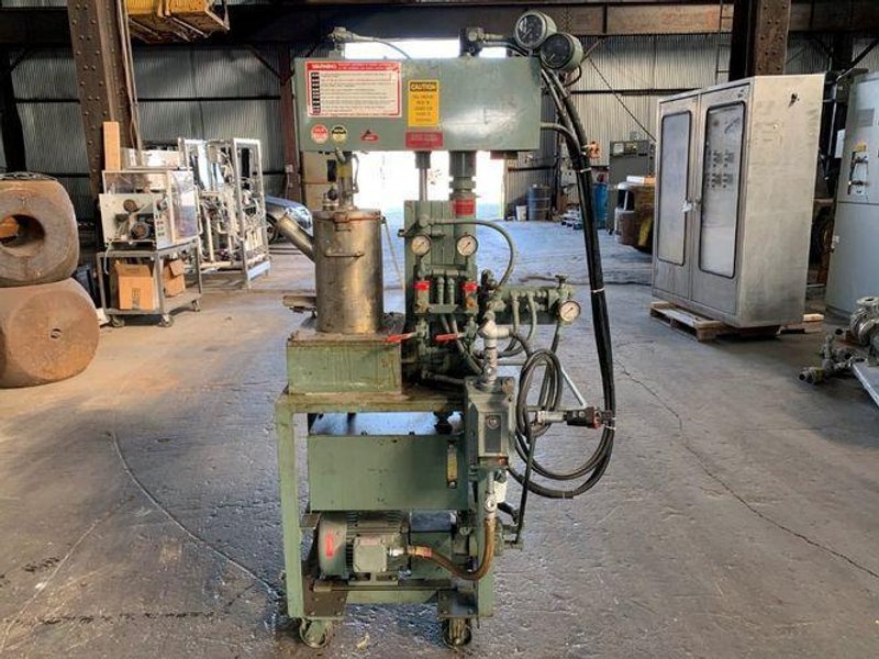 MYERS Dual Shaft Vacuum Mixer, Model VHC-L550-1016  -  VHC-L550